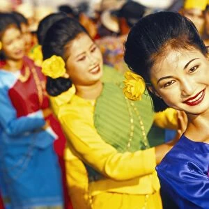Thai girls performing local dance during King Narai Reign Fair