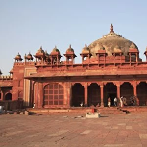 Tomb of Islam Khan, inner courtyard of Jama Masjid, Fatehpur Sikri, UNESCO World Heritage Site
