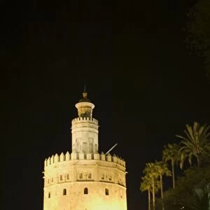 Torre del Oro at night