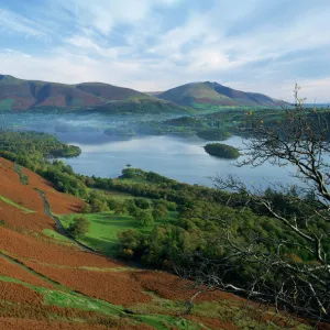 The town of Keswick, beside Derwent Water, with Skiddaw and Blencathra behind