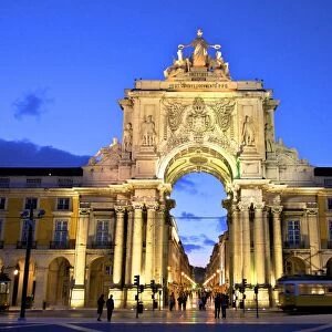 Triumphal Arch at Dusk, Lisbon, Portugal, South West Europe
