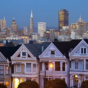 Victorian houses (Painted Ladies) and Financial District, Alamo Square, San Francisco, California, United States of America, North America