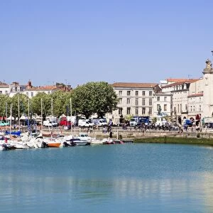 Vieux Port, the old harbour, La Rochelle, Charente-Maritime, France, Europe