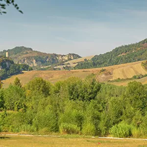 View of countryside towards San Leo, Province of San Rimini, Emilia-Romagna, Italy, Europe