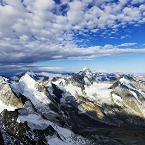 View of the Matterhorn from Zinalrothorn, 4221m, Zermatt, Valais, Swiss Alps, Switzerland