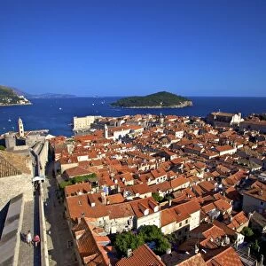 View over Old City including City Walls, UNESCO World Heritage Site, Dubrovnik, Croatia, Europe