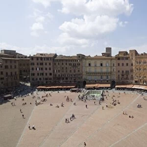 View of the Piazza del Campo, Siena, UNESCO World Heritage Site, Tuscany, Italy, Europe