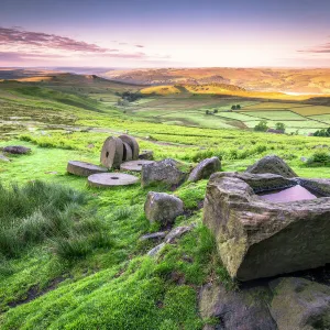 View over Stanage Edge millstones at sunrise, Peak District National Park, Derbyshire