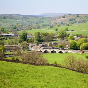 Village of Burnsall in Wharfedale, Yorkshire Dales, Yorkshire, England, United Kingdom, Europe