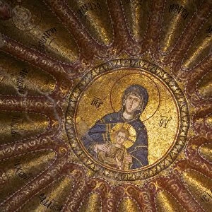 Virgin and Child, interior of Church of St. Saviour in Chora (Kariye Camii), UNESCO World Heritage Site, Istanbul, Turkey, Europe