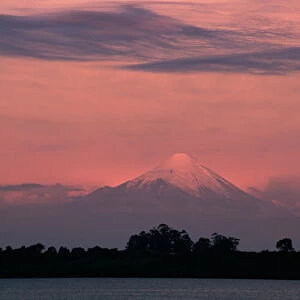 Volcano Osorno and Lake Lanquihue (Llanquihue), Chile, South America