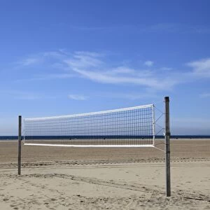 Volleyball net, Santa Monica, Los Angeles, California, United States of America