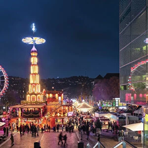 Weihnachtsmarkt am Schlossplatz, Stuttgart, Baden- Wurttemberg, Germany, Europe