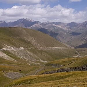 Wild mountain landscape, Song Kol, Kyrgyzstan, Central Asia, Asia