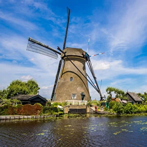Windmill, Kinderdijk, UNESCO World Heritage Site, South Holland, Netherlands, Europe