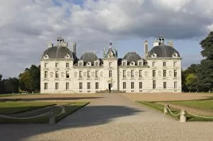 Images Dated 25th September 2008: The 17th century Chateau de Cheverny, Loir-et-Cher, Loire Valley, France, Europe
