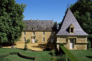Perigord Prints: The 17th century manor, Jardins d Eyrignac, Perigord, Aquitaine, France, Europe