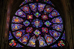 Images Dated 10th May 2008: The 18th century rose window dedicated to Mary, Reims Notre Dame Cathedral