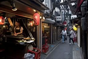 Images Dated 2nd May 2009: 1940s era Omoide Yokocho (Memory Lane) restaurant alley district in Shinjuku