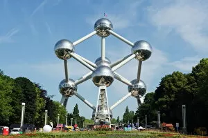 Images Dated 4th July 2010: 1958 World Fair, Atomium model of an iron molecule, Brussels, Belgium, Europe