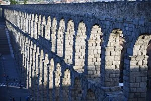 Images Dated 30th August 2010: The 1st century Roman aqueduct, UNESCO World Heritage Site, Segovia, Madrid