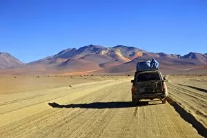 Images Dated 4th November 2010: A 4x4 on the Southwest Circuit Tour, Rio Blanco, Bolivia, South America