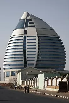 Images Dated 25th January 2000: The 5-star Boji Al-Fateh Hotel (Libyan Hotel)
