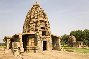Images Dated 18th April 2009: The 8th century Galaganatha Temple at Pattadakal, UNESCO World Heritage Site