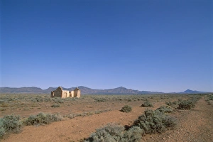 Outback Prints: Abandoned settlers hut, Flinders Range, South Australia, Australia, Pacific