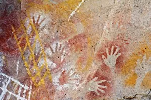 Images Dated 2nd January 2000: Aboriginal Rock Art at the Art Gallery, Carnarvon Gorge, Carnarvon National Park