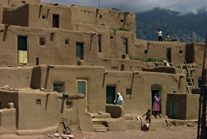 Single Storey Prints: The adobe buildings of Taos Pueblo