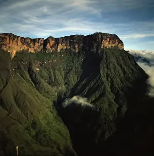 Aerial image of tepuis showing Mount Auyantepui (Auyantepuy) (Devils Mountain)