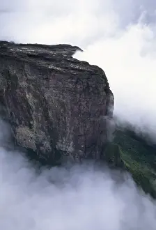Venezuela Prints: Aerial image of tepuis showing Mount Kukenaam (Kukenan) (Cuguenan), Venezuela