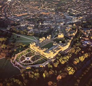 Berkshire Collection: Aerial image of Windsor Castle, the largest inhabited castle in the world