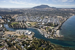 Overview Prints: Aerial of Taupo Town and Mount Tauhara