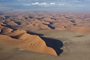 Images Dated 15th March 2008: Aerial view of sand dunes, Sossusvlei, Namib Desert, Namib Naukluft Park, Namibia, Africa