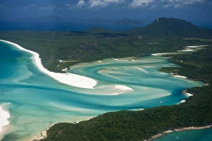 Images Dated 18th September 2008: Aerial of Whitehaven in the Whit Sunday Islands, Queensland, Australia, Pacific