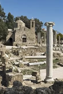 Images Dated 26th March 2007: Agia Kyriaki (columns of early Christian Basilica) and the church of Panagia Chrysopolitissa, Paphos