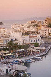 Images Dated 8th January 2000: Agios Nikolaus