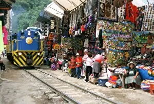 Images Dated 7th August 2008: Aguas Calientes