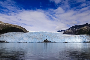 Aialik Glacier and mountains, perfect summer day, Harding Icefield, Kenai Fjords National Park