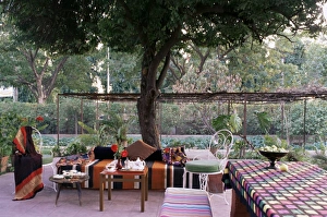 Lunch Prints: Al fresco lunch