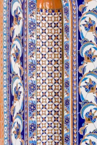 Images Dated 12th December 2007: Detail in Al-Ghubrah or Grand Mosque