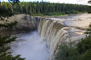 Alexandra Falls, Twin Falls Gorge Territorial Park, Northwest Territories