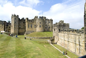 Alnwick Castle, Alnwick, Northumberland, England, United Kingdom, Europe