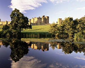 Alnwick Prints: Alnwick Cstle, Alnwick, Northumberland, England, United Kingdom, Europe