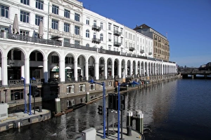 Alsterfleet and Alsterarkaden, Hamburg, Germany, Europe