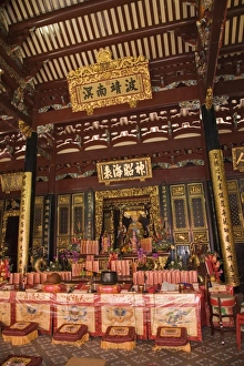 Altar in main prayer hall of Taoist temple