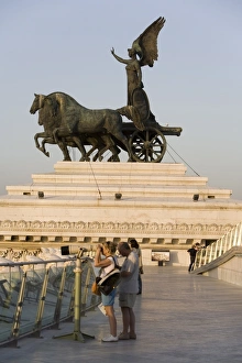 Photographing Prints: Altare della Patria