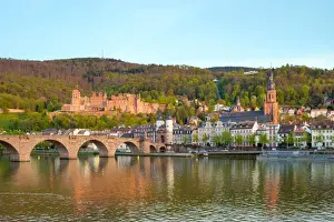 Alte Brucke (Old Bridge) and buildings in the Altstadt (Old Town) on the Neckar River